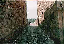Lagrasse, 12th century bridge