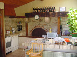 kitchen - rental in Lot