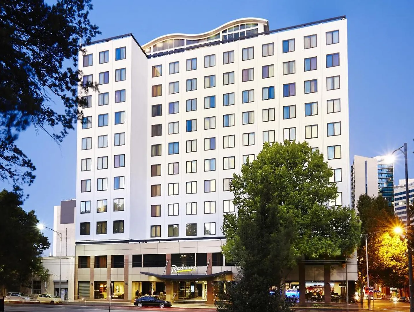 2 Business Hotels in Melbourne CBD for Corporate Stays