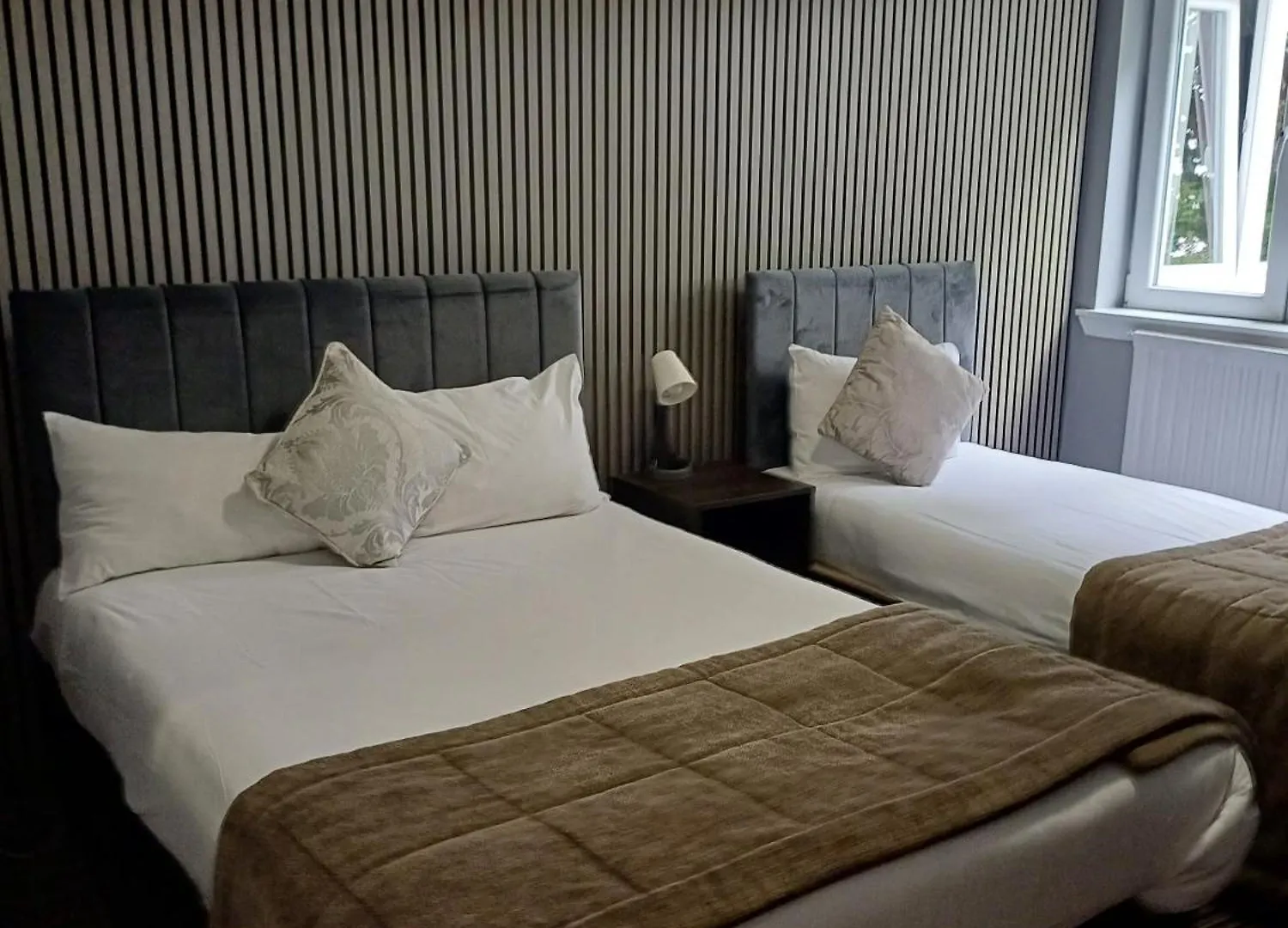 Where to Stay Near Hampden Park: 5 Family Hotels Compared
