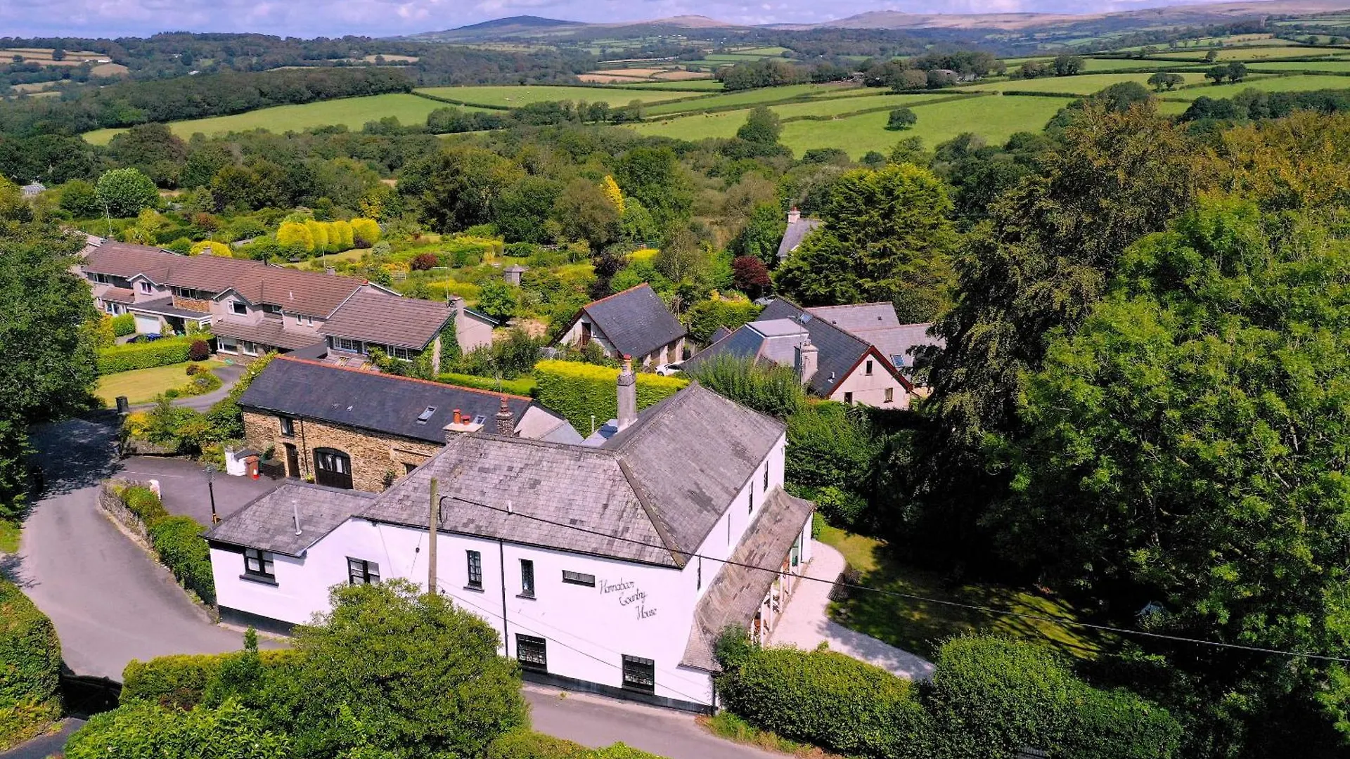 4 Top 4-Star Hotels Near Plym Bridge Woods for Easy Access