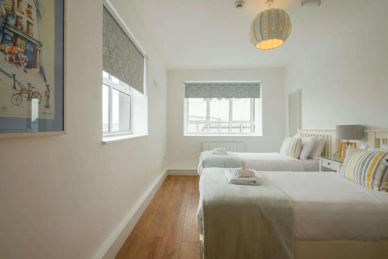 15 Central Galway Hotels Close to the Racecourse
