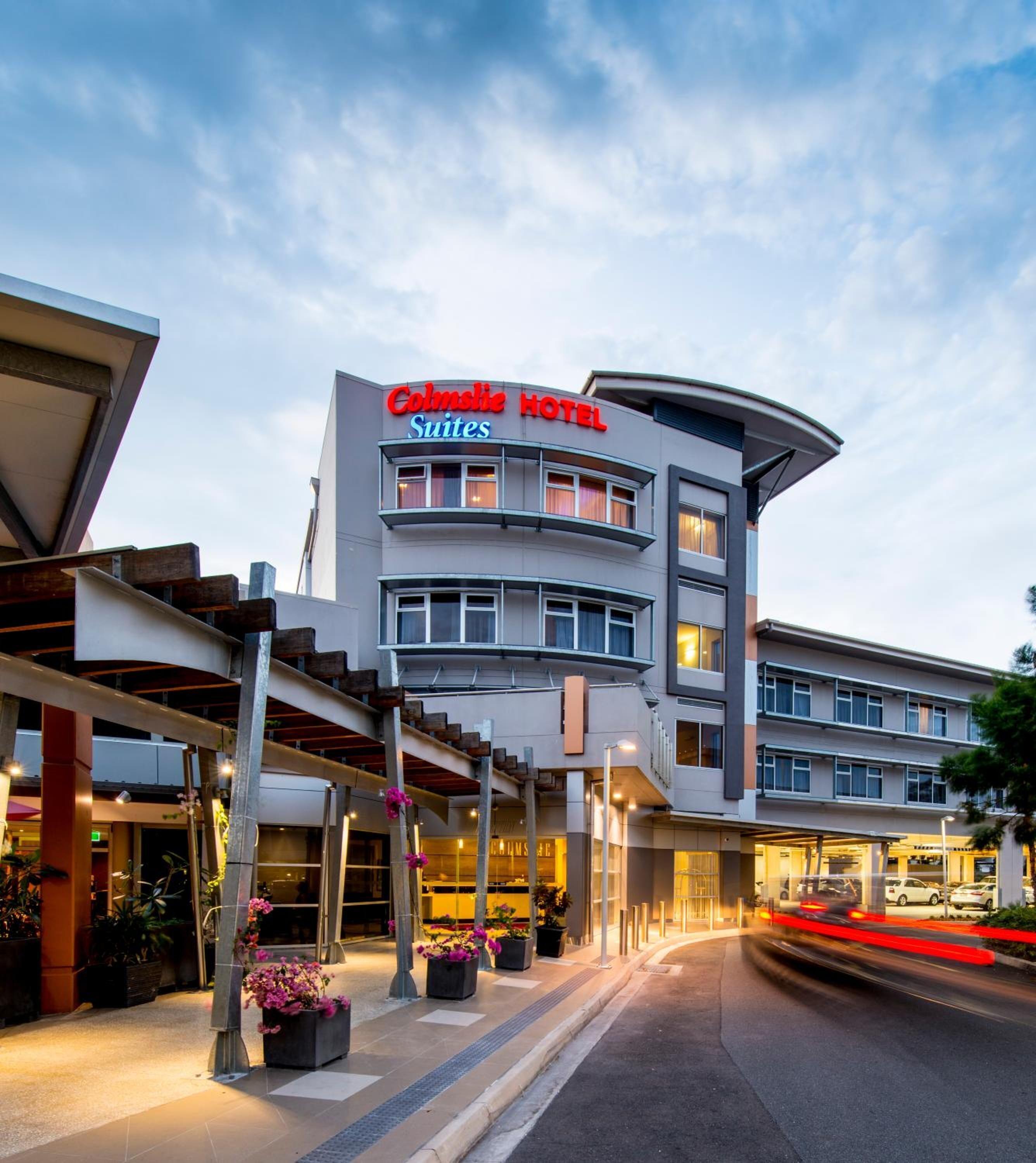 6 Family Hotels Near Kangaroo Point Cliffs Worth Booking