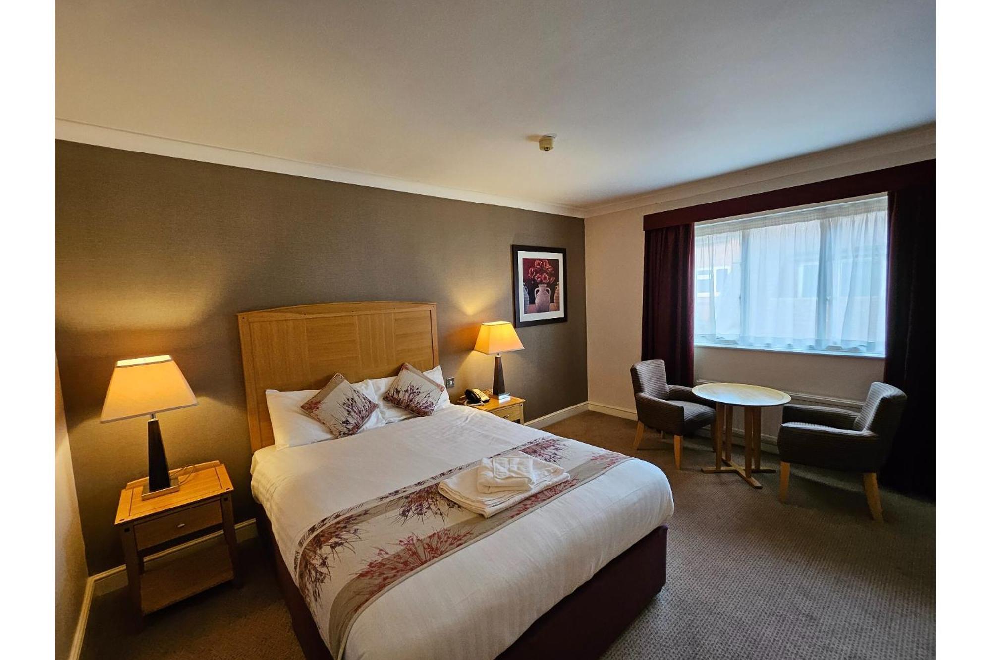 5 Hotels Close to Stoney Cove Worth Booking in 2025